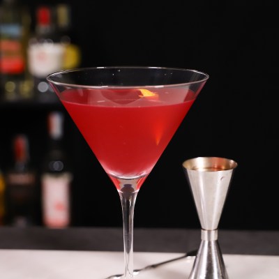 cosmopolitan cocktail