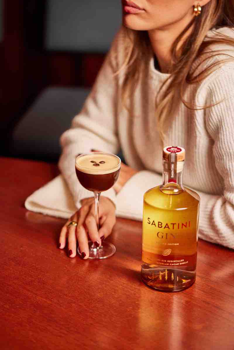 cocktail Espresso Bliss con Sabatini Gin Venezuela