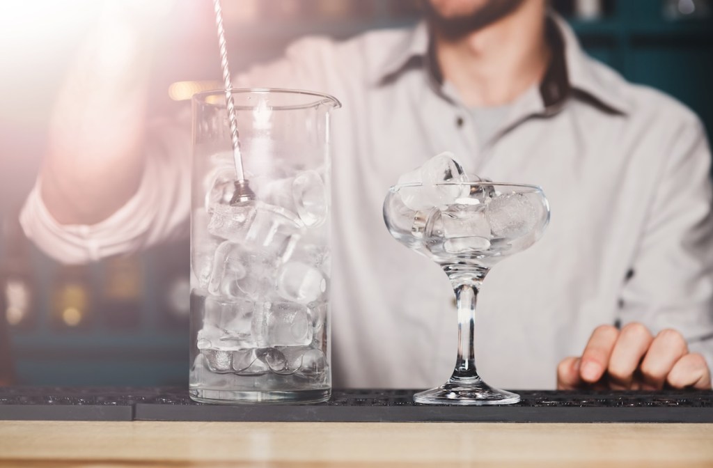 attrezzatura da barman: mixing glass